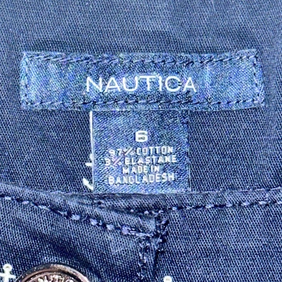 Nautica Women's Navy Shorts with White Anchor Detail Size 6 - Picture 3 of 4